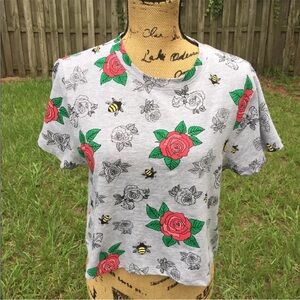 🌹MESSY BUNS LAZY DAYS FLOWER PRINT CROP TOP TEE SHIRT